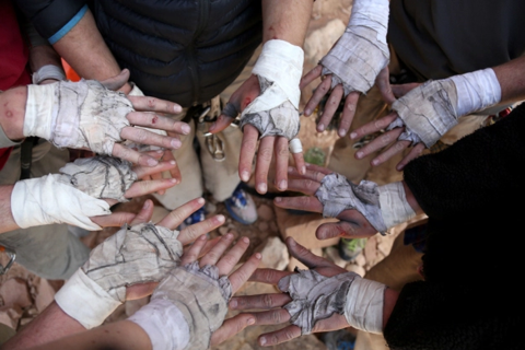 Image for How To Tape Hands and Fingers for Rock Climbing